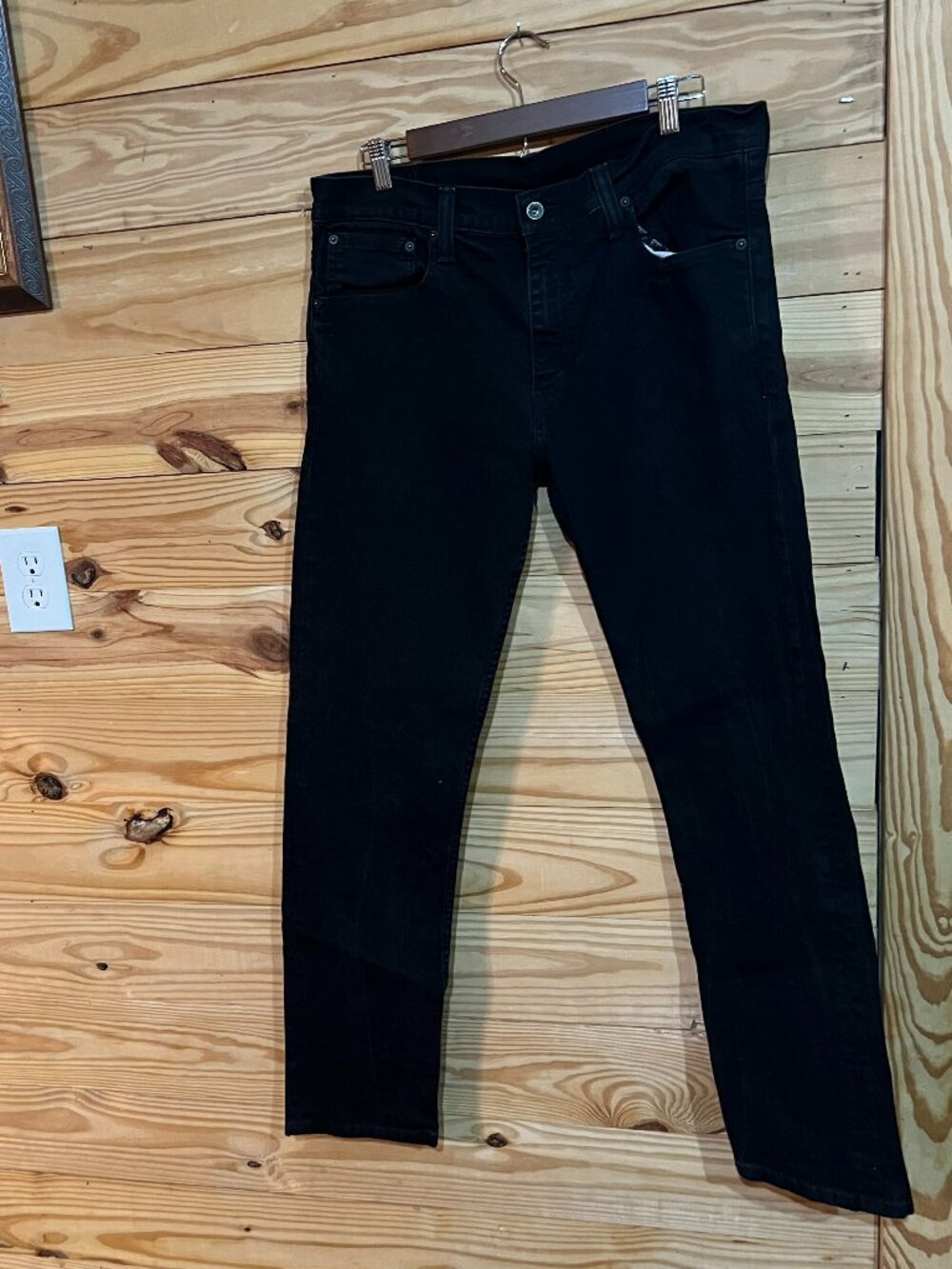 Levis 521‎ Slim Taper Jeans Mens 33x34 Black Denim Pants
